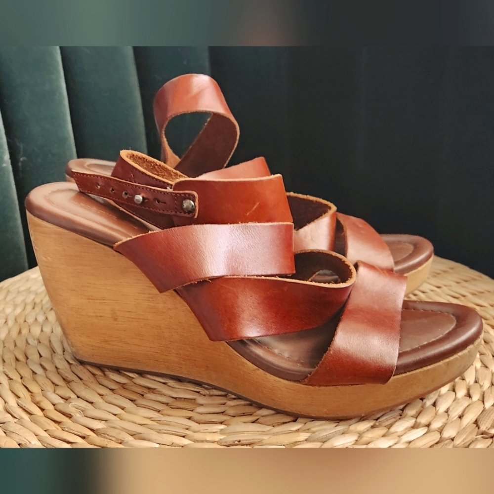 Madewell leather and wood wedges